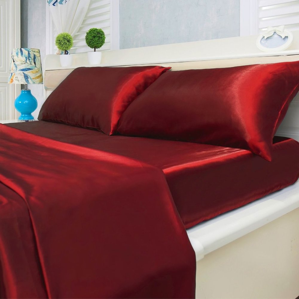 4-Piece Silky Soft Satin Sheet Set - Red - King Size